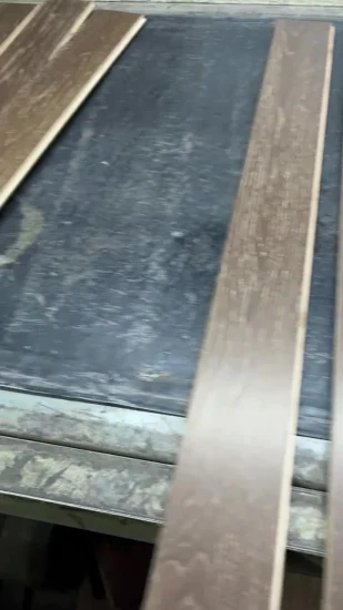 CE 인증을 받은 화이트 오크 바닥재 및 라미네이트 바닥재